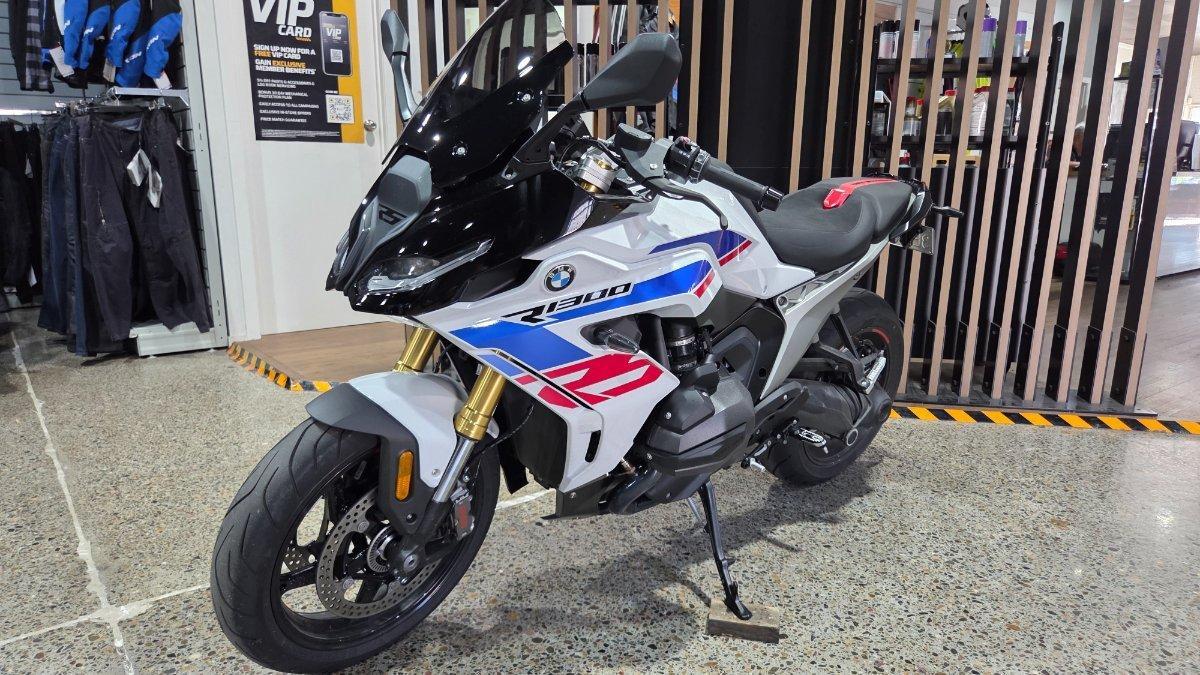 2026 BMW R 1300 RS SPORTS