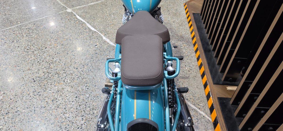 2025 ROYAL ENFIELD CLASSIC 650 ROAD