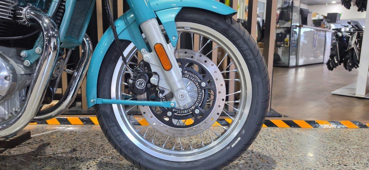 2025 ROYAL ENFIELD CLASSIC 650 ROAD