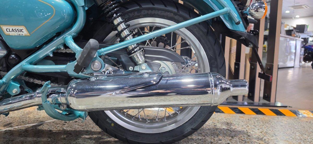 2025 ROYAL ENFIELD CLASSIC 650 ROAD