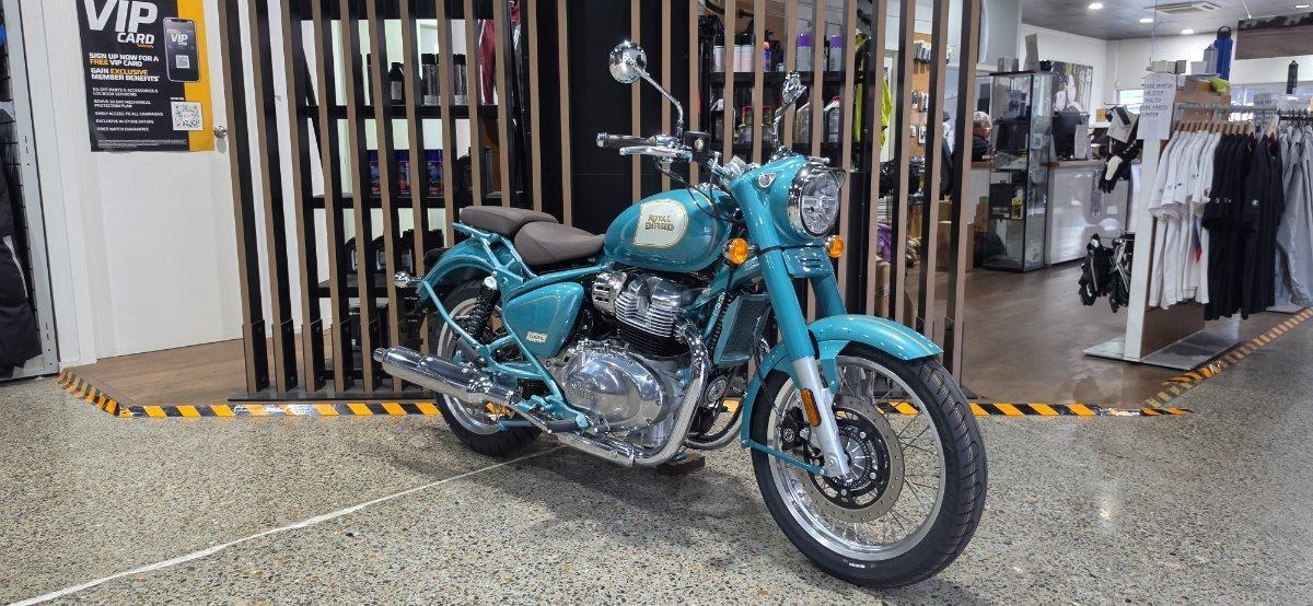 2025 ROYAL ENFIELD CLASSIC 650 ROAD