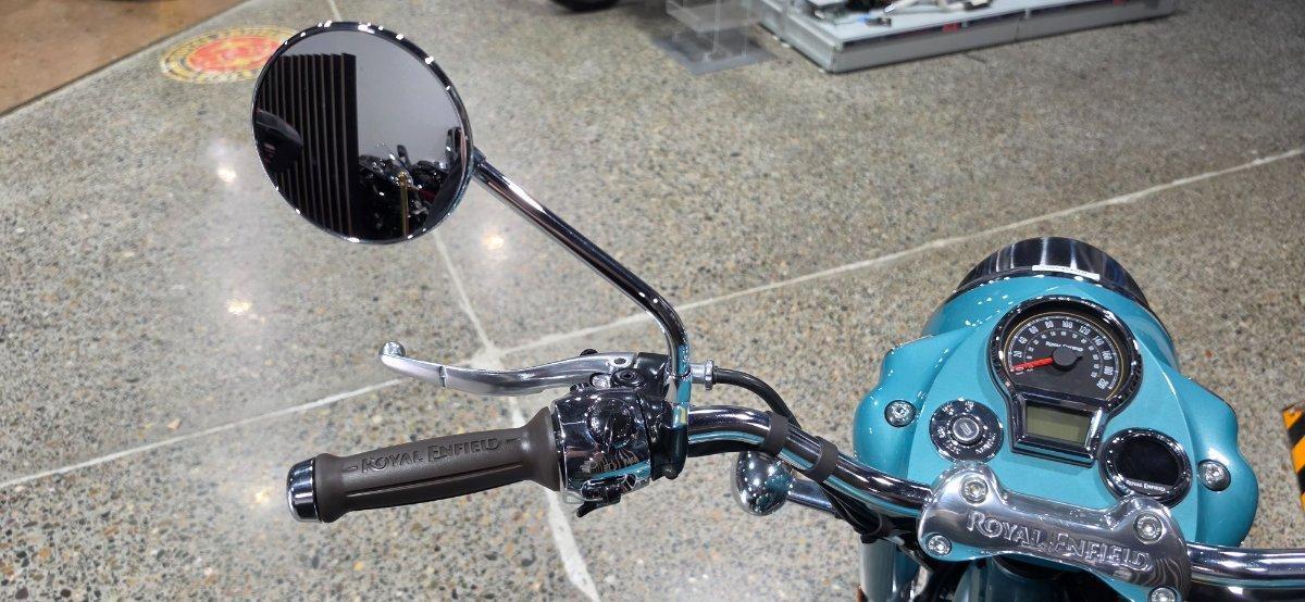 2025 ROYAL ENFIELD CLASSIC 650 ROAD