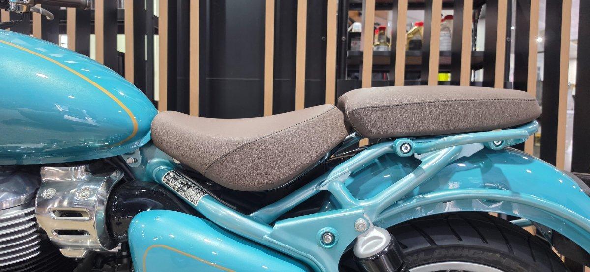 2025 ROYAL ENFIELD CLASSIC 650 ROAD