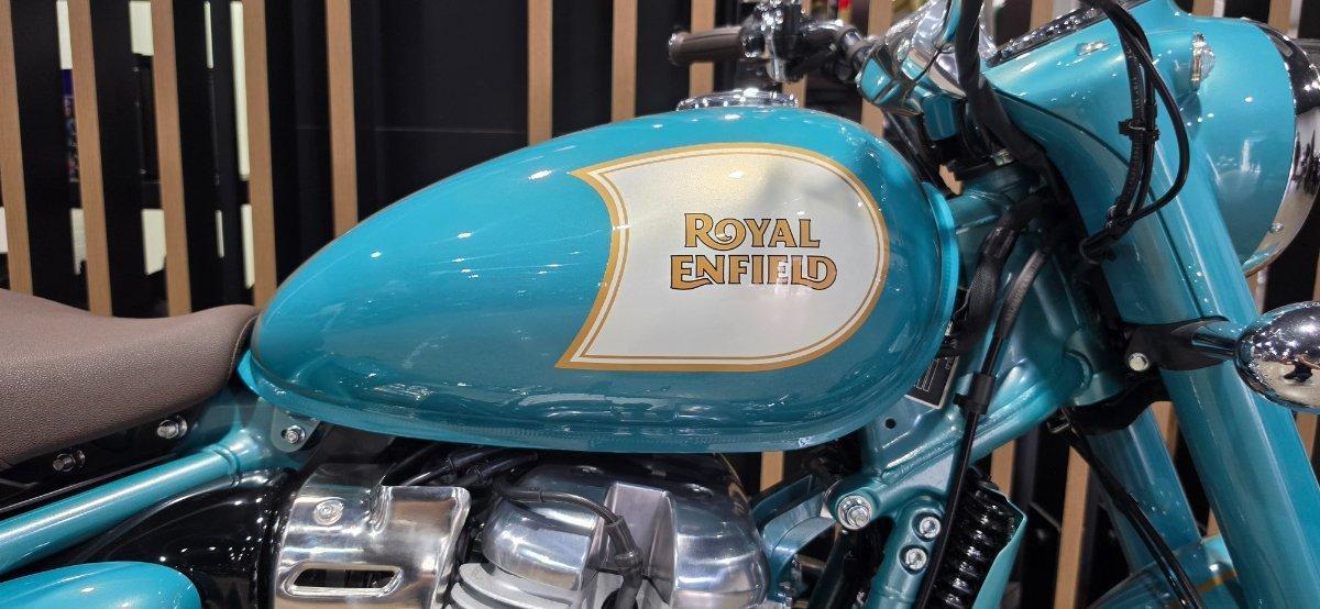 2025 ROYAL ENFIELD CLASSIC 650 ROAD