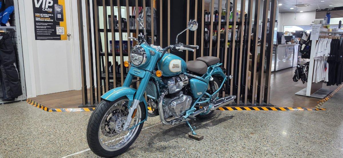 2025 ROYAL ENFIELD CLASSIC 650 ROAD
