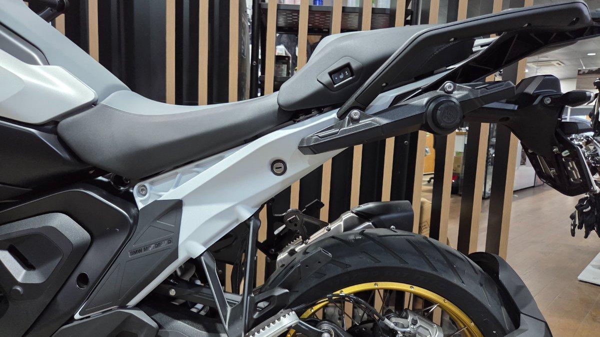 2026 BMW R 1300 GS TROPHY DUAL SPORTS