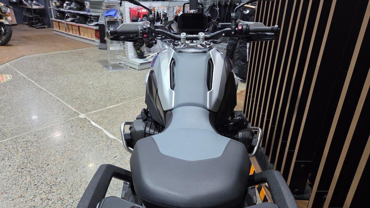 2026 BMW R 1300 GS TROPHY DUAL SPORTS