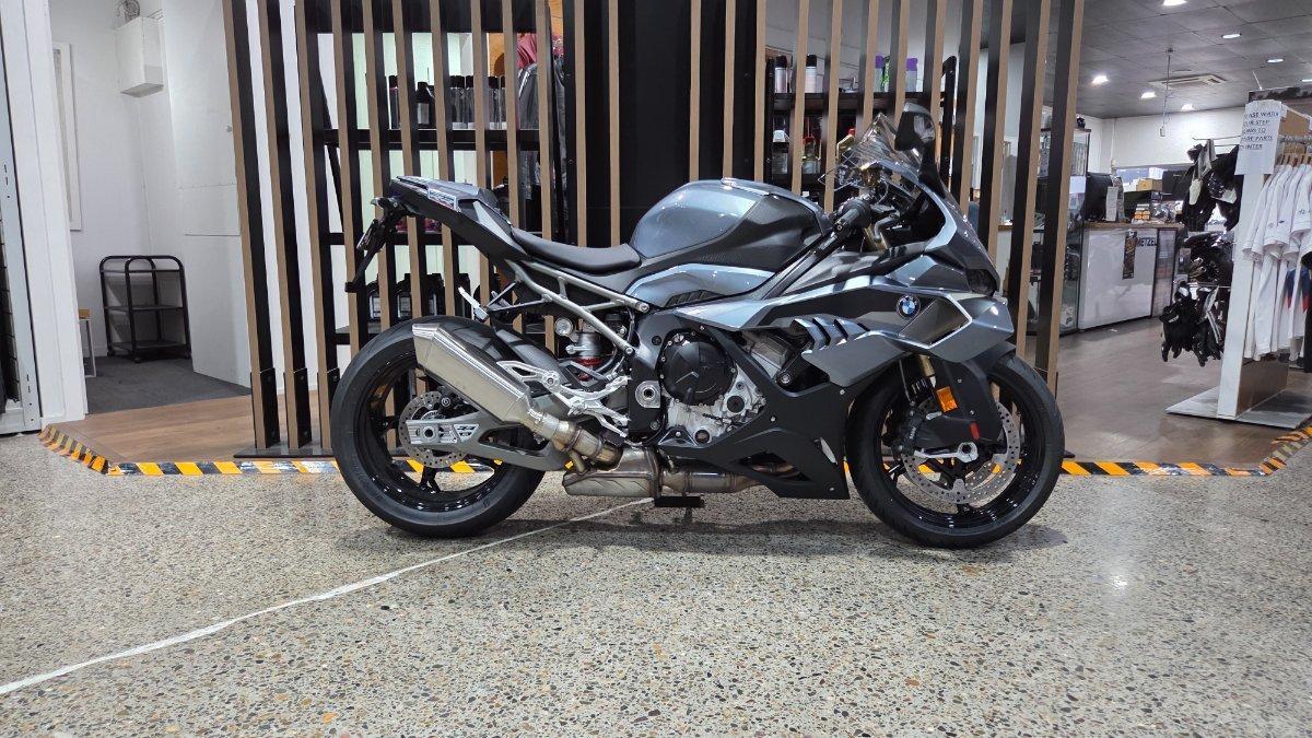 2026 BMW S 1000 RR SPORTS