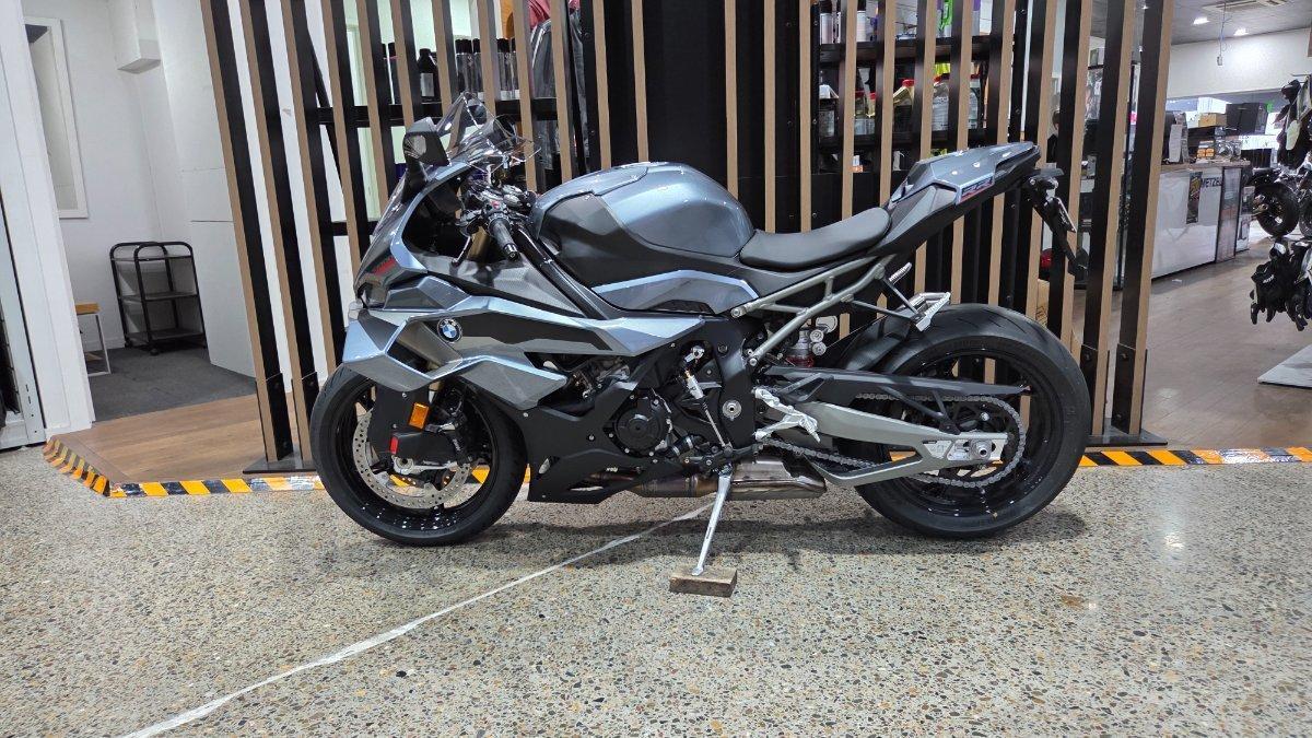 2026 BMW S 1000 RR SPORTS