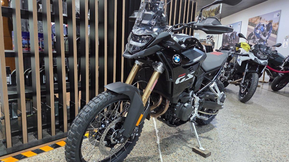 2026 BMW F 900 GS DUAL SPORTS
