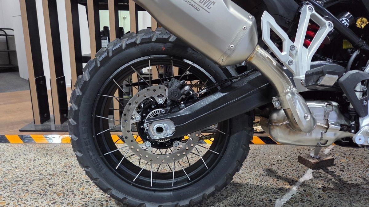 2026 BMW F 900 GS DUAL SPORTS
