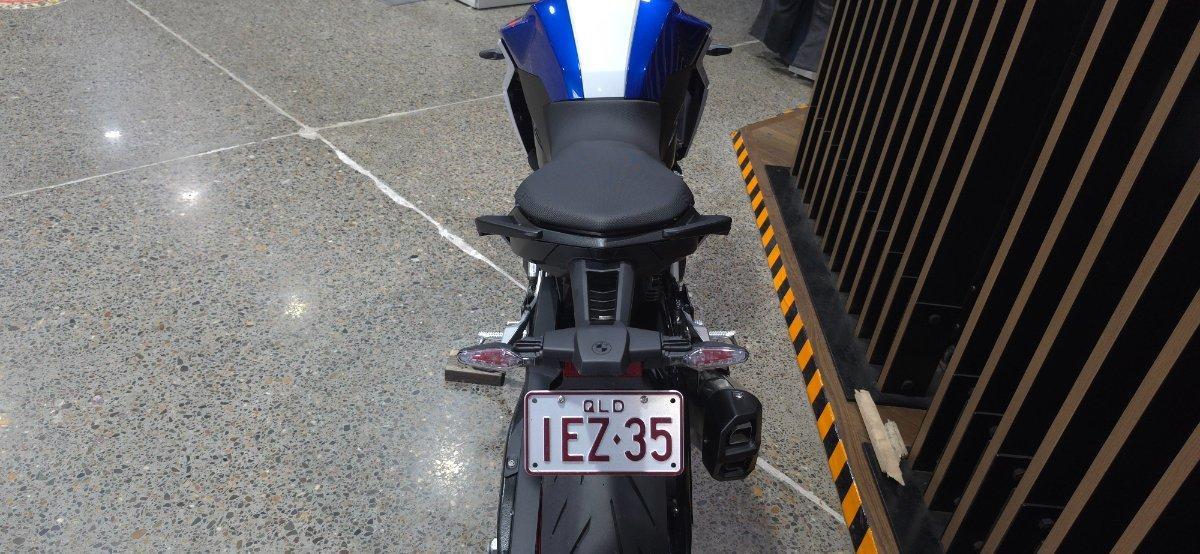2026 BMW F 900 R ROAD