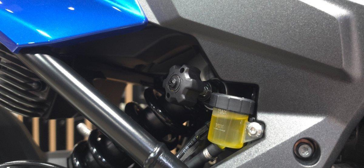 2026 BMW F 900 R ROAD