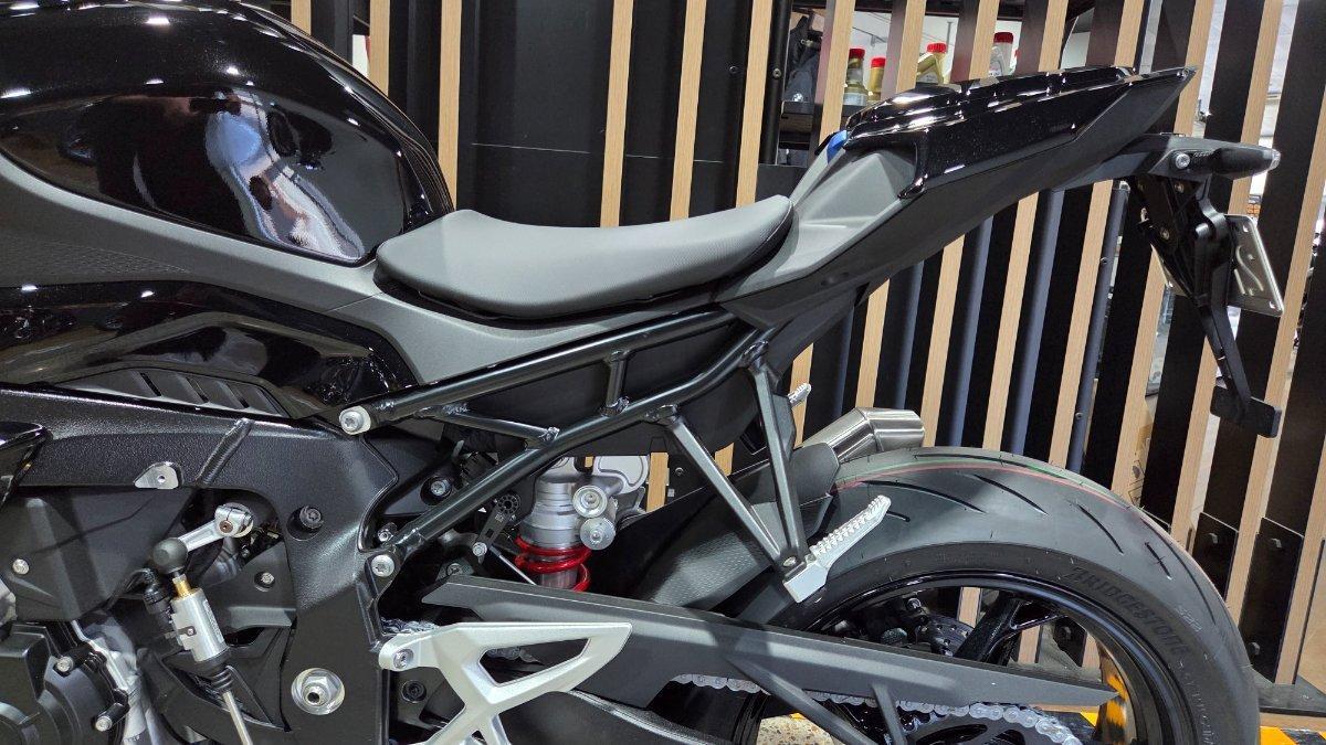 2026 BMW S 1000 R SPORTS
