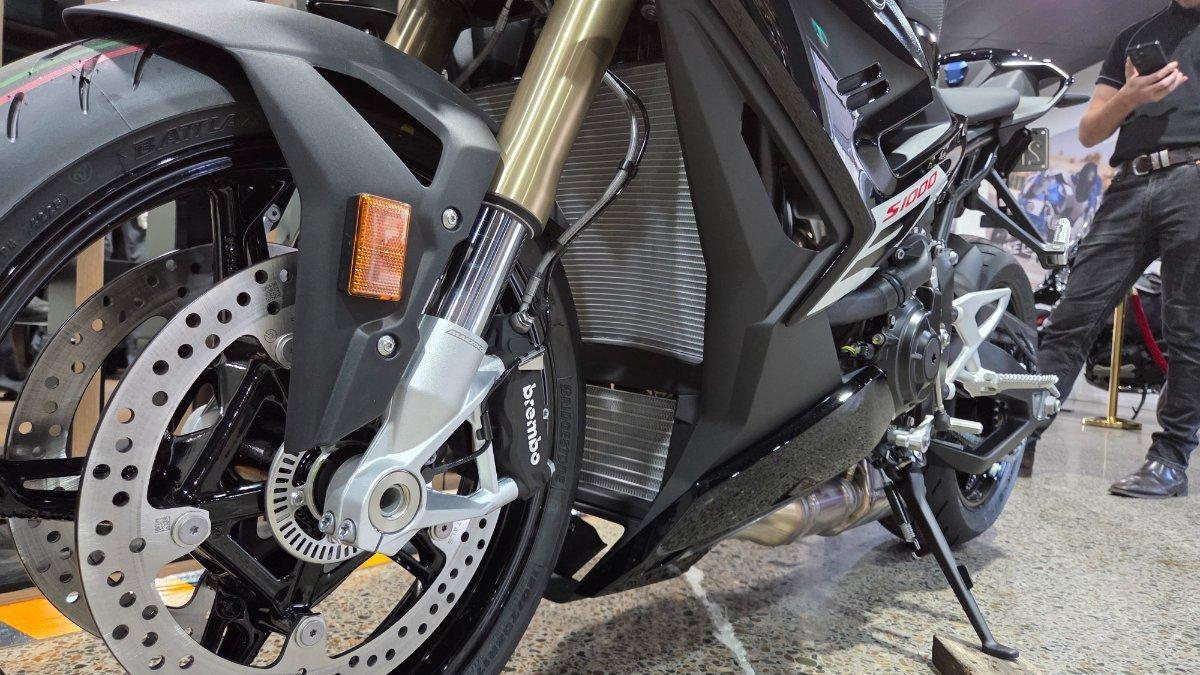 2026 BMW S 1000 R SPORTS