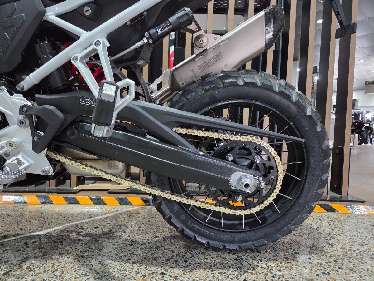 2026 BMW F 900 GS ENDURO DUAL SPORTS