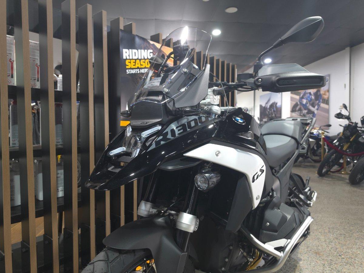 2026 BMW R 1300 GS TRIPLE BLACK DUAL SPORTS