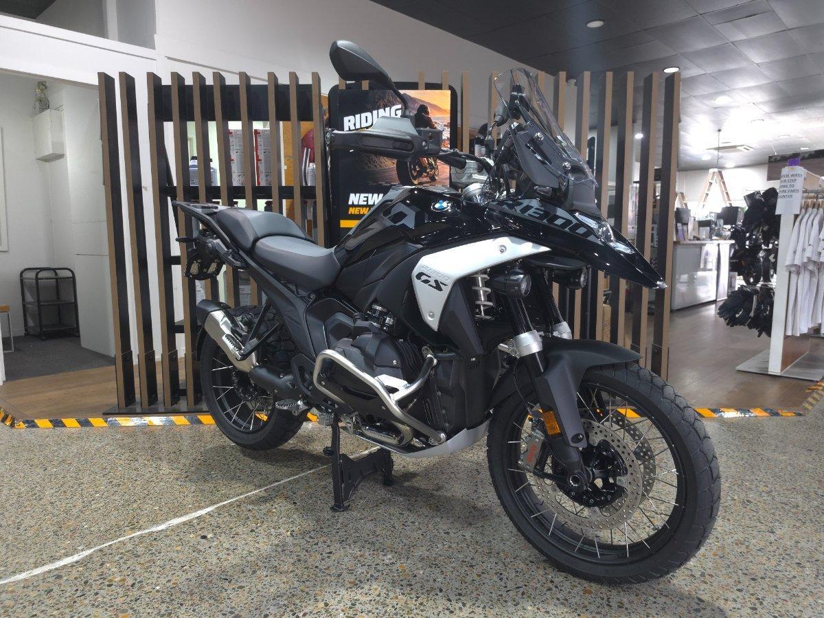 2026 BMW R 1300 GS TRIPLE BLACK DUAL SPORTS