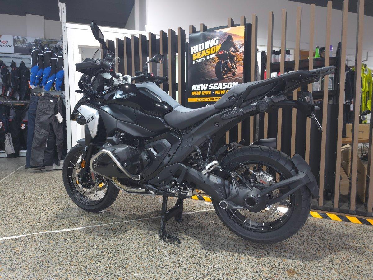 2026 BMW R 1300 GS TRIPLE BLACK DUAL SPORTS