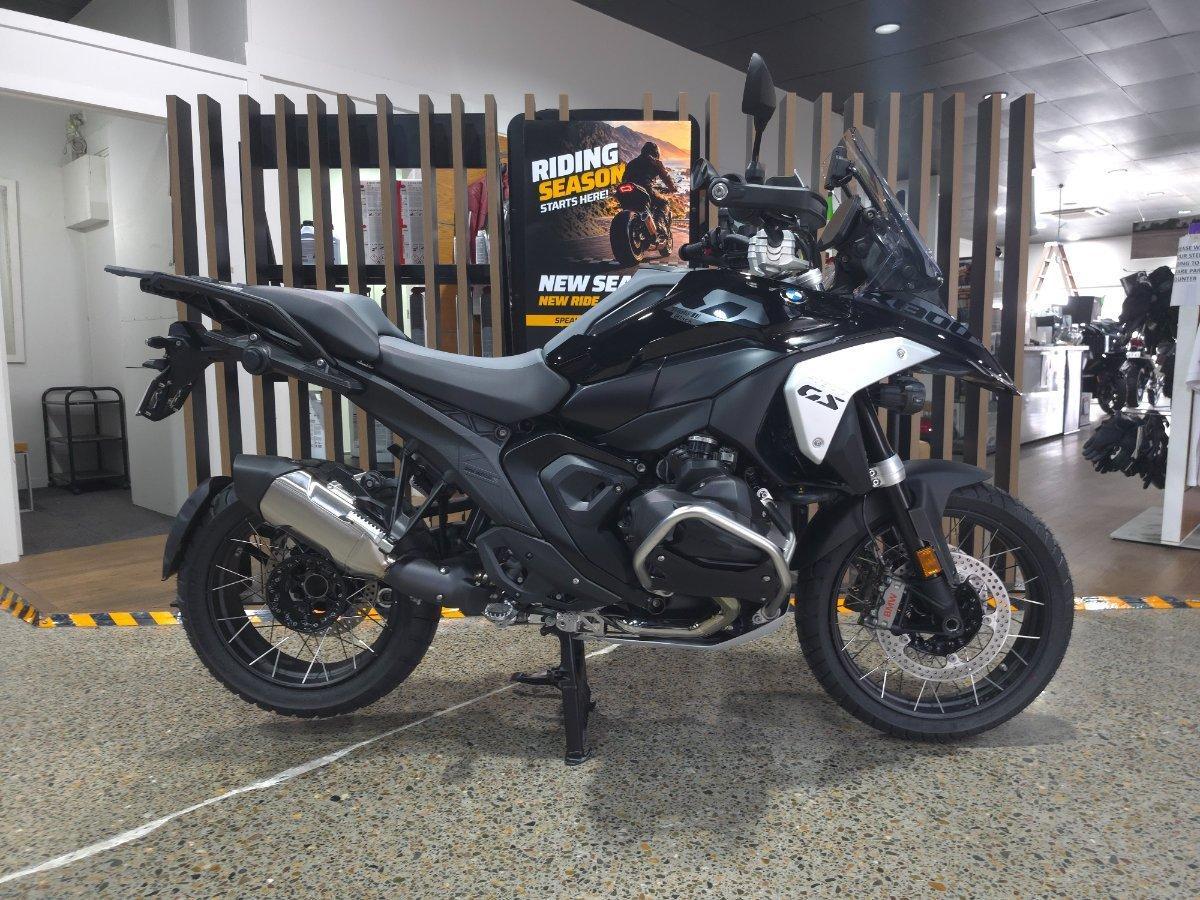2026 BMW R 1300 GS TRIPLE BLACK DUAL SPORTS
