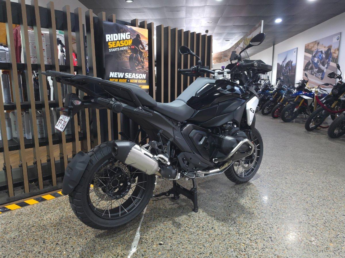 2026 BMW R 1300 GS TRIPLE BLACK DUAL SPORTS