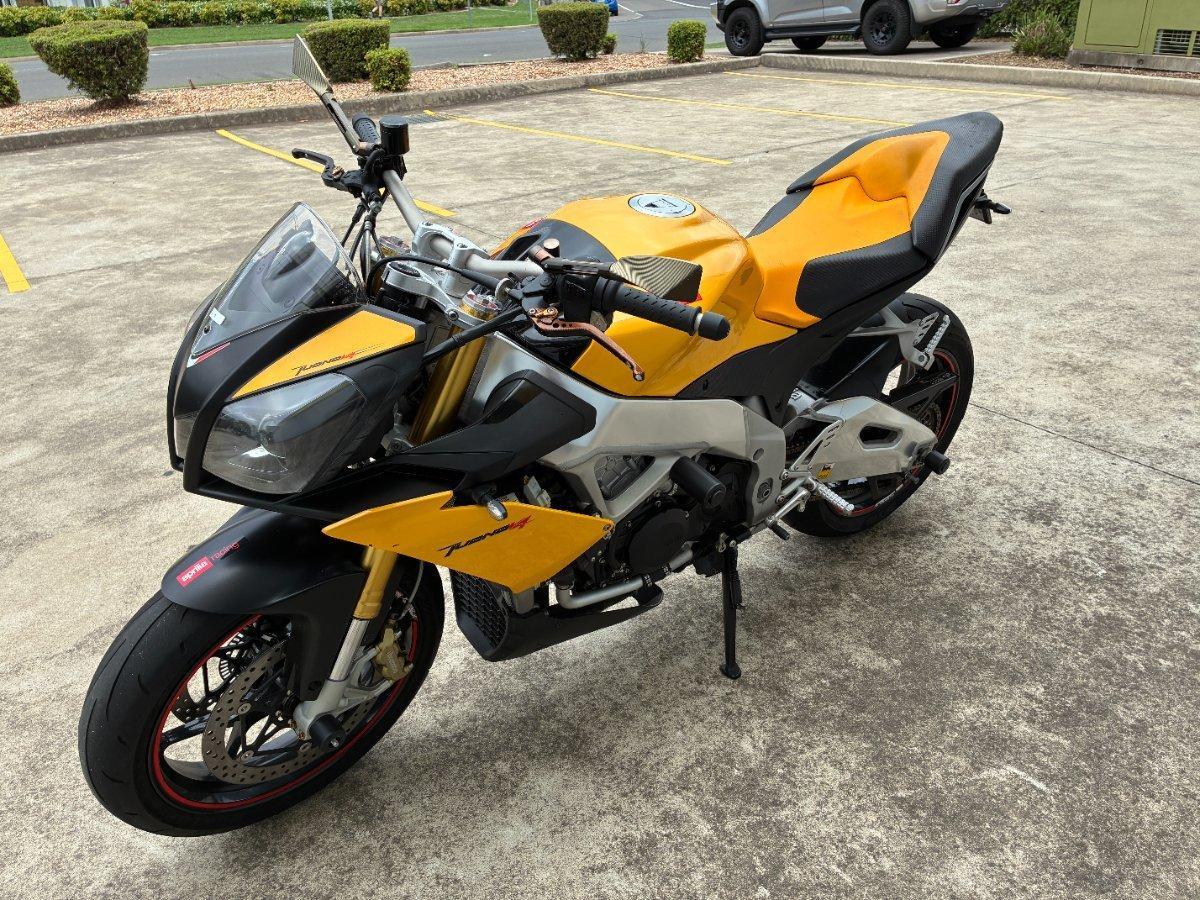 2013 APRILIA TUONO V4 R SPORTS