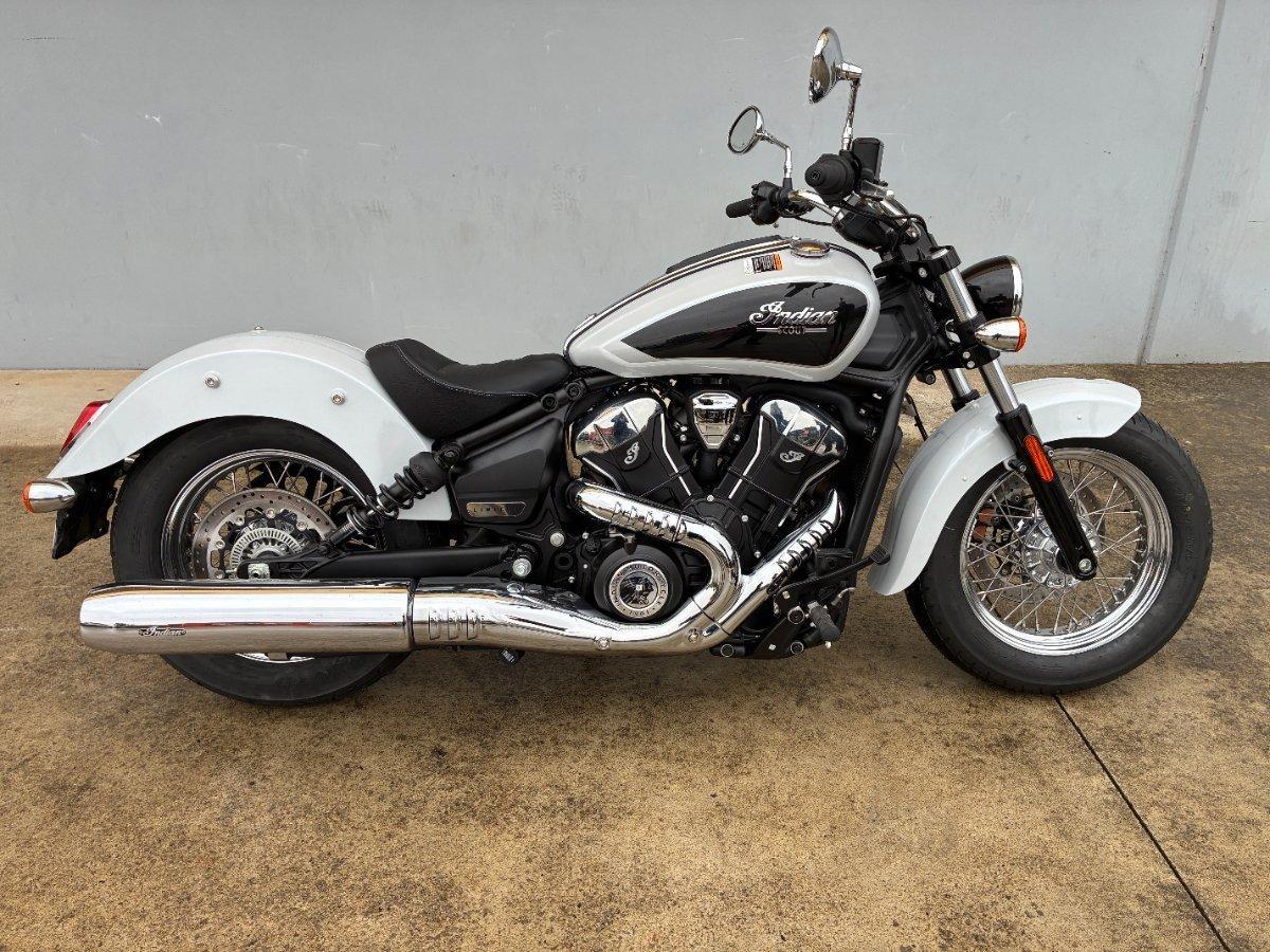 2025 INDIAN CLASSIC SCOUT CRUISER