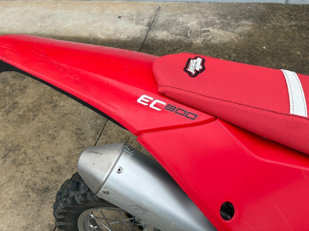 2022 GAS GAS EC 300 ENDURO