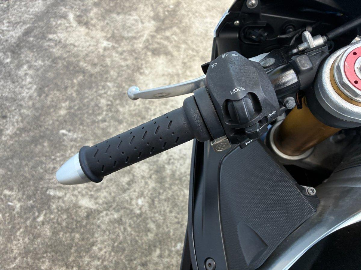 2014 APRILIA RSV4 R SPORTS