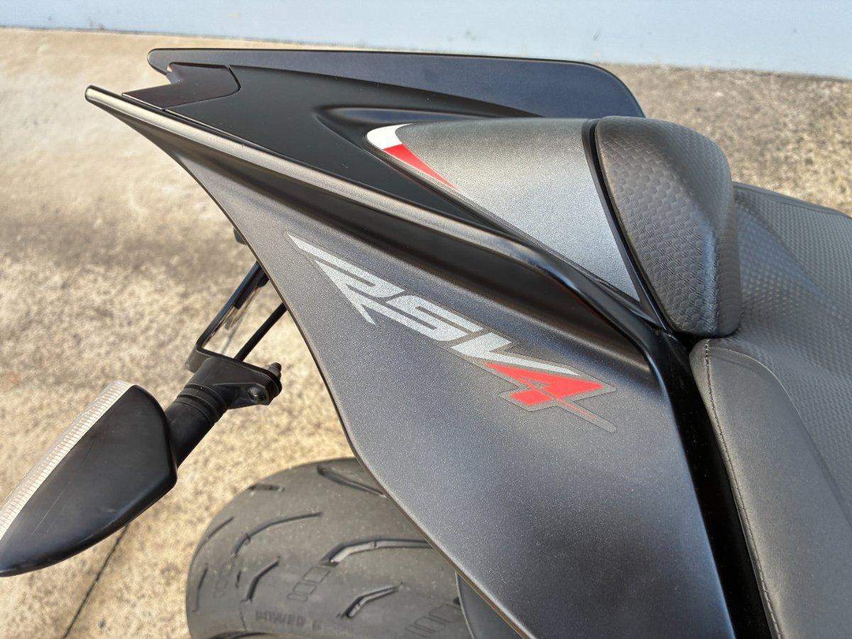 2014 APRILIA RSV4 R SPORTS