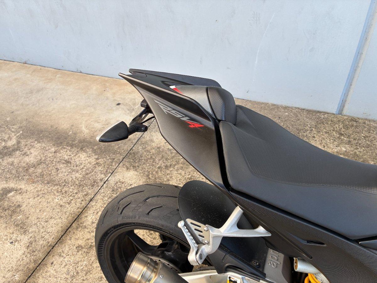 2014 APRILIA RSV4 R SPORTS