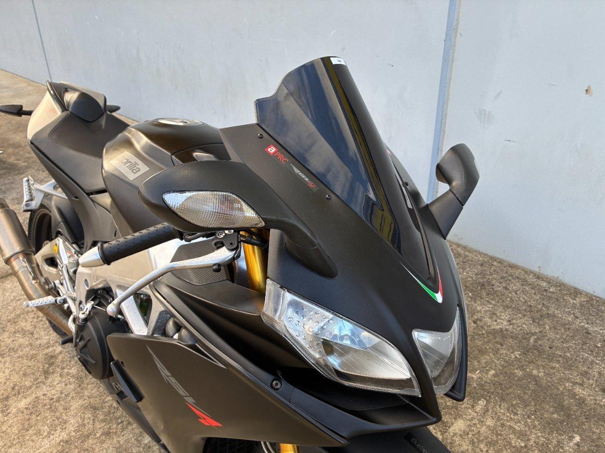 2014 APRILIA RSV4 R SPORTS