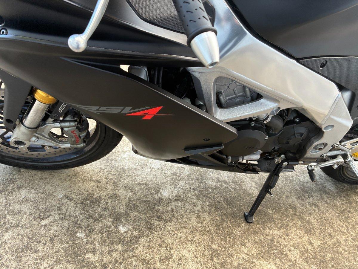 2014 APRILIA RSV4 R SPORTS