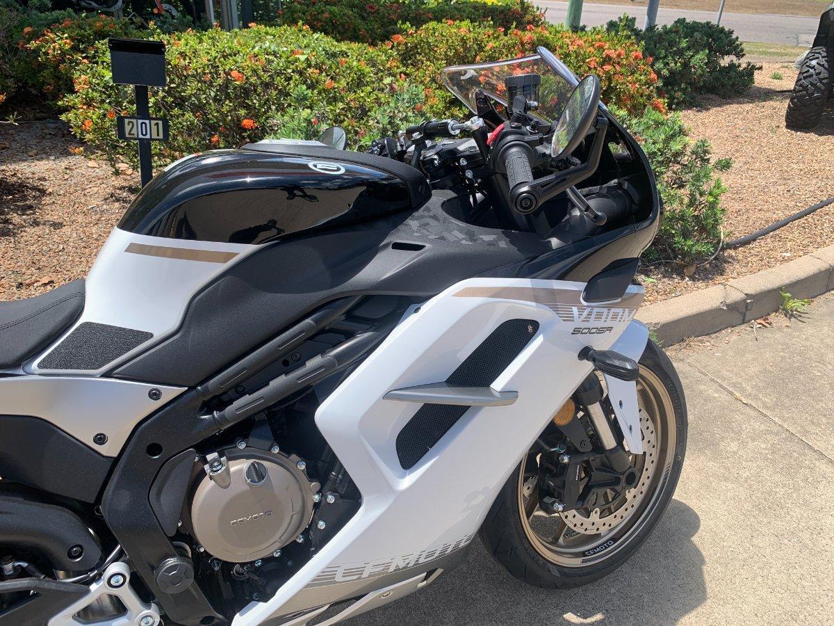 2025 CF MOTO 500 SR VOOM SPORTS
