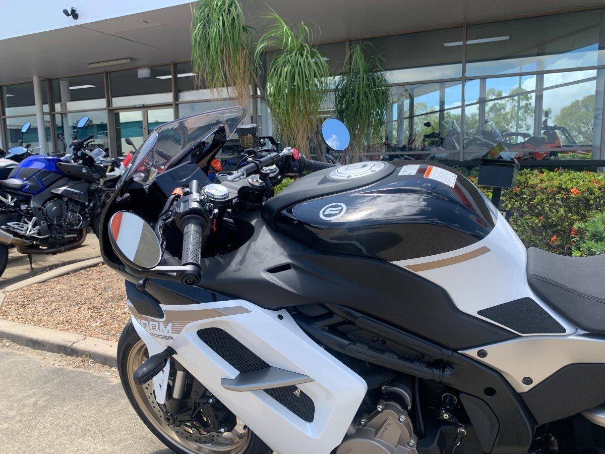 2025 CF MOTO 500 SR VOOM SPORTS