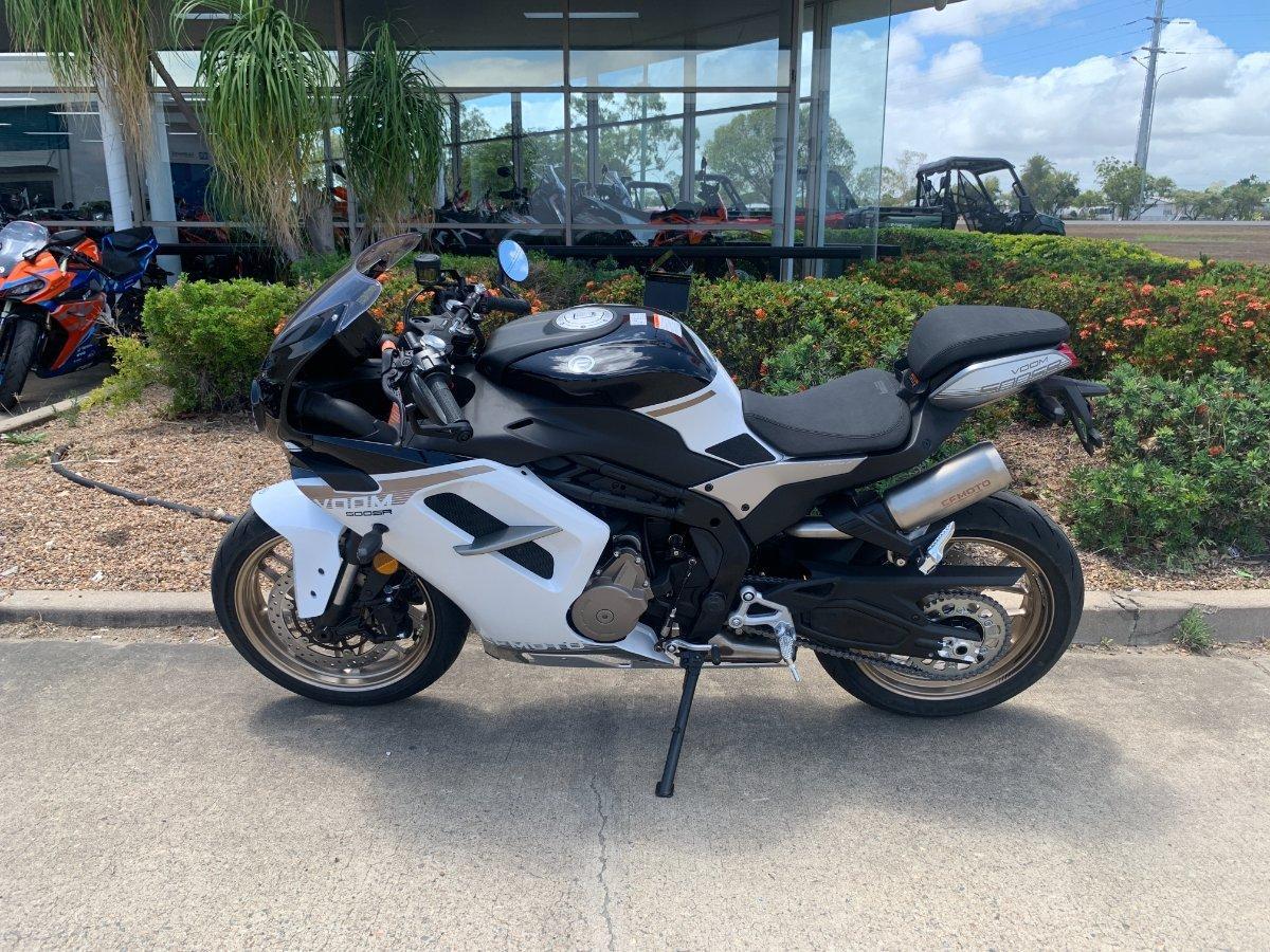 2025 CF MOTO 500 SR VOOM SPORTS