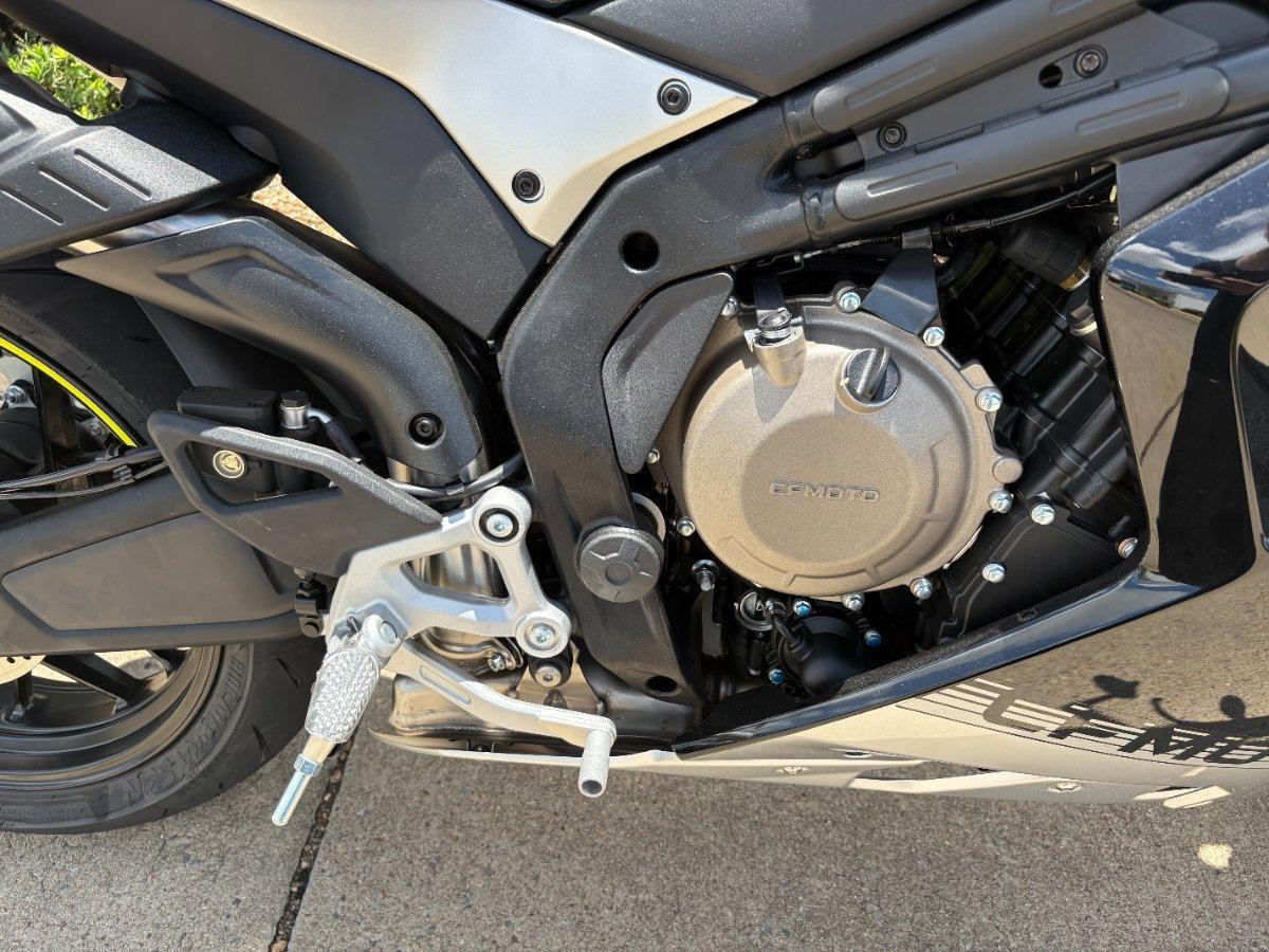 2025 CF MOTO 500 SR VOOM SPORTS