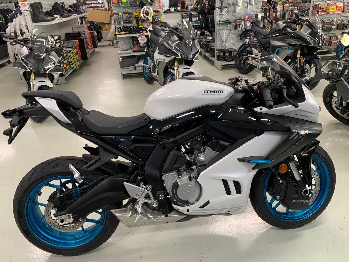 2025 CF MOTO 675 SR-R SPORTS