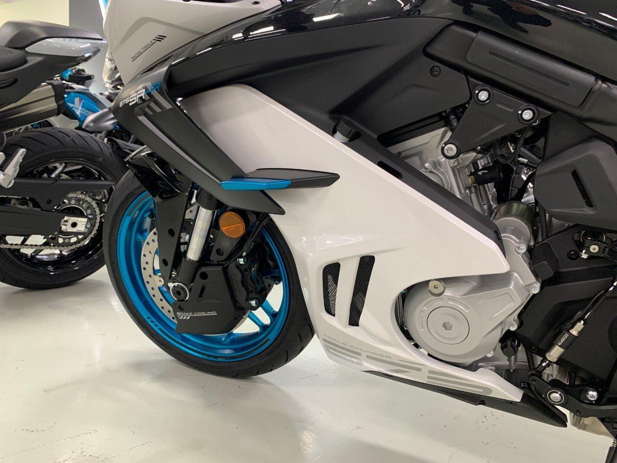 2025 CF MOTO 675 SR-R SPORTS
