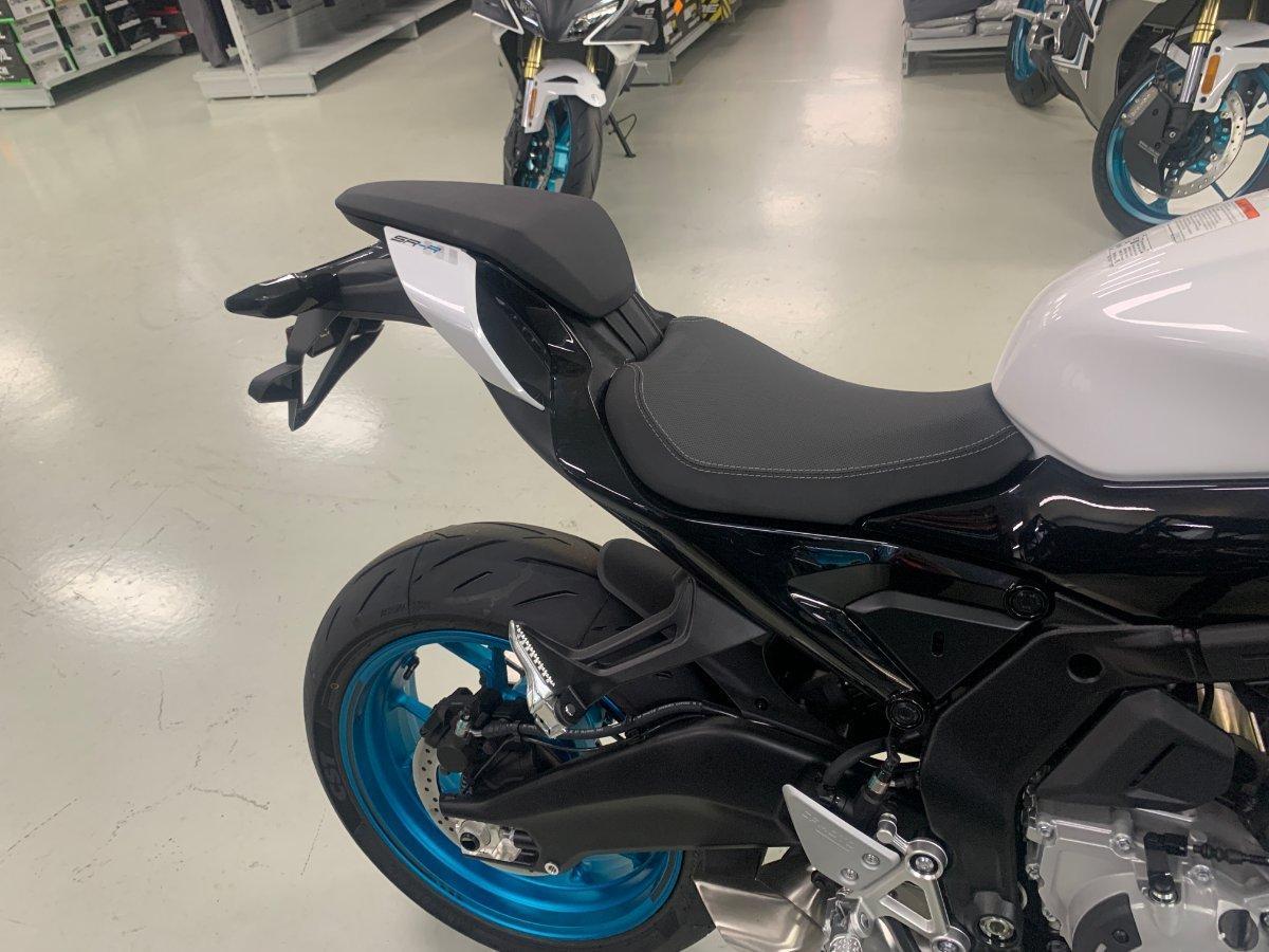 2025 CF MOTO 675 SR-R SPORTS