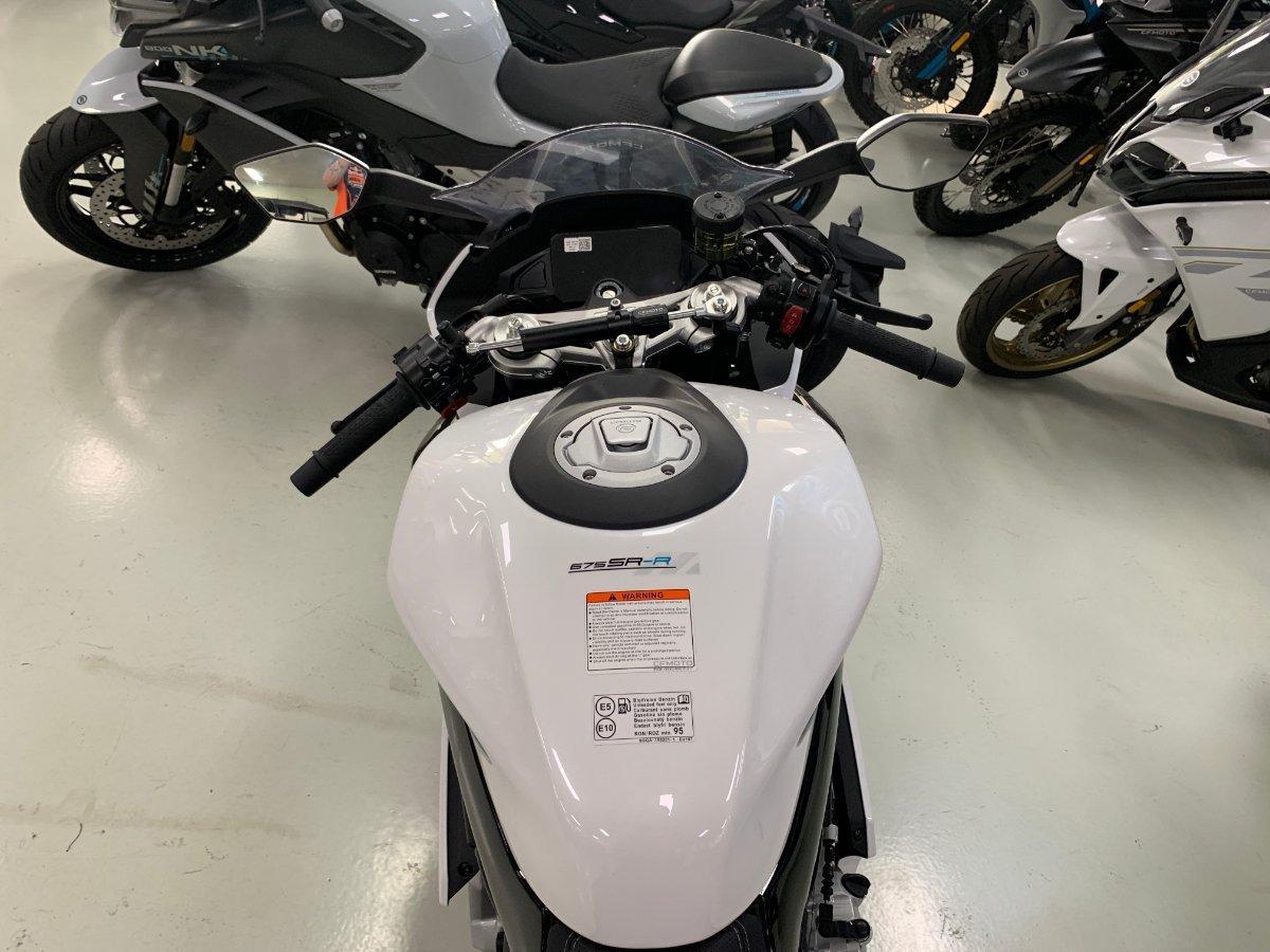 2025 CF MOTO 675 SR-R SPORTS