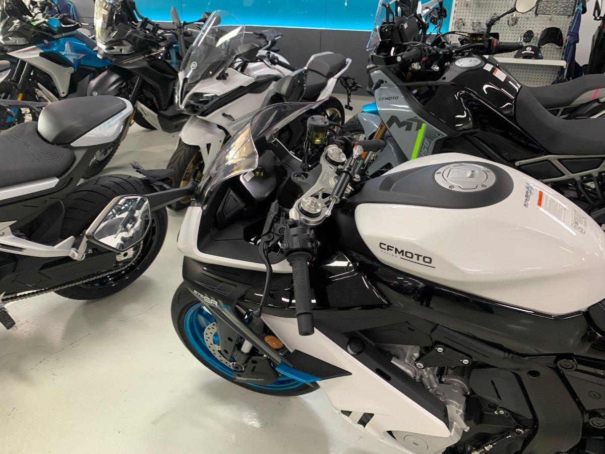 2025 CF MOTO 675 SR-R SPORTS