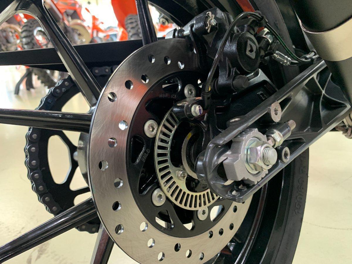 2025 KTM 390 DUKE ROAD