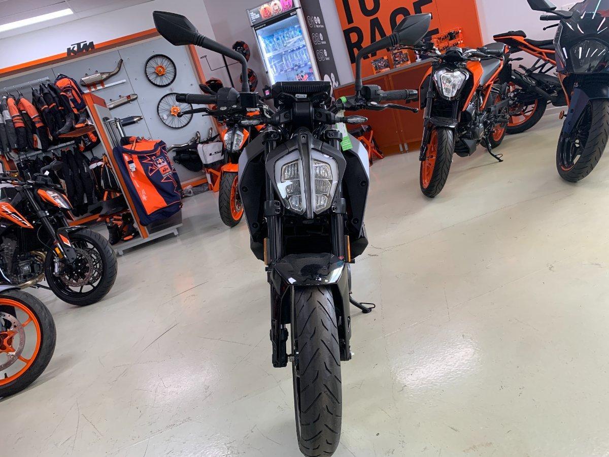 2025 KTM 390 DUKE ROAD
