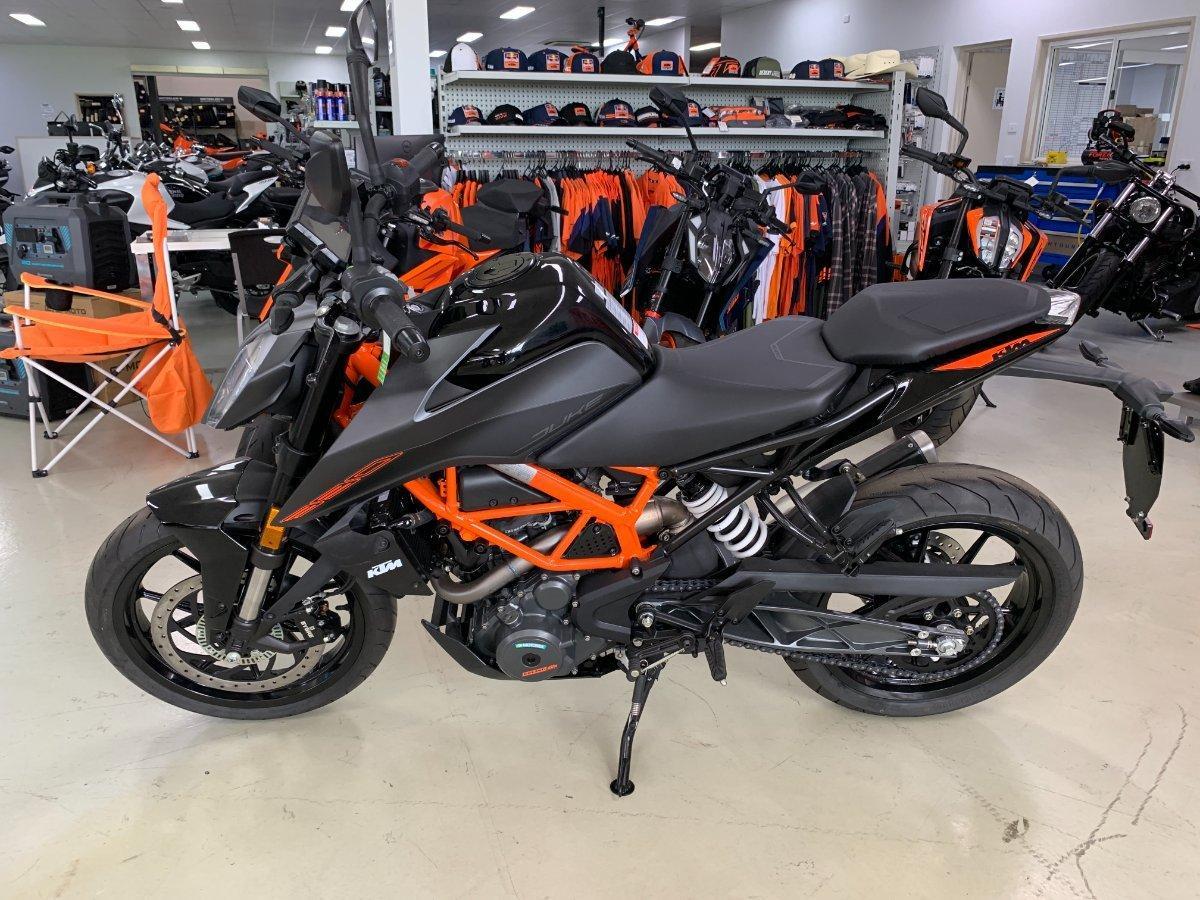 2025 KTM 390 DUKE ROAD