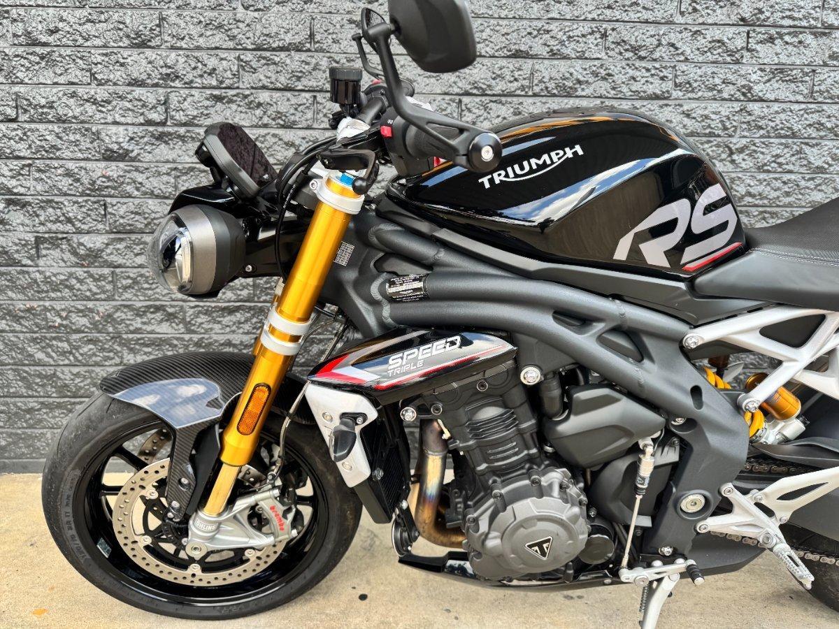2021 TRIUMPH STREET TRIPLE RS ROAD