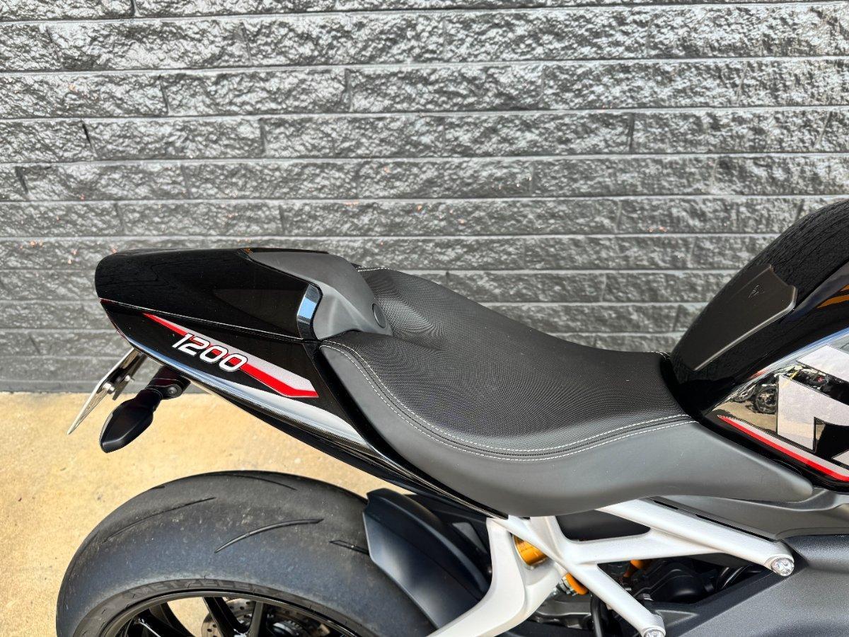 2021 TRIUMPH STREET TRIPLE RS ROAD
