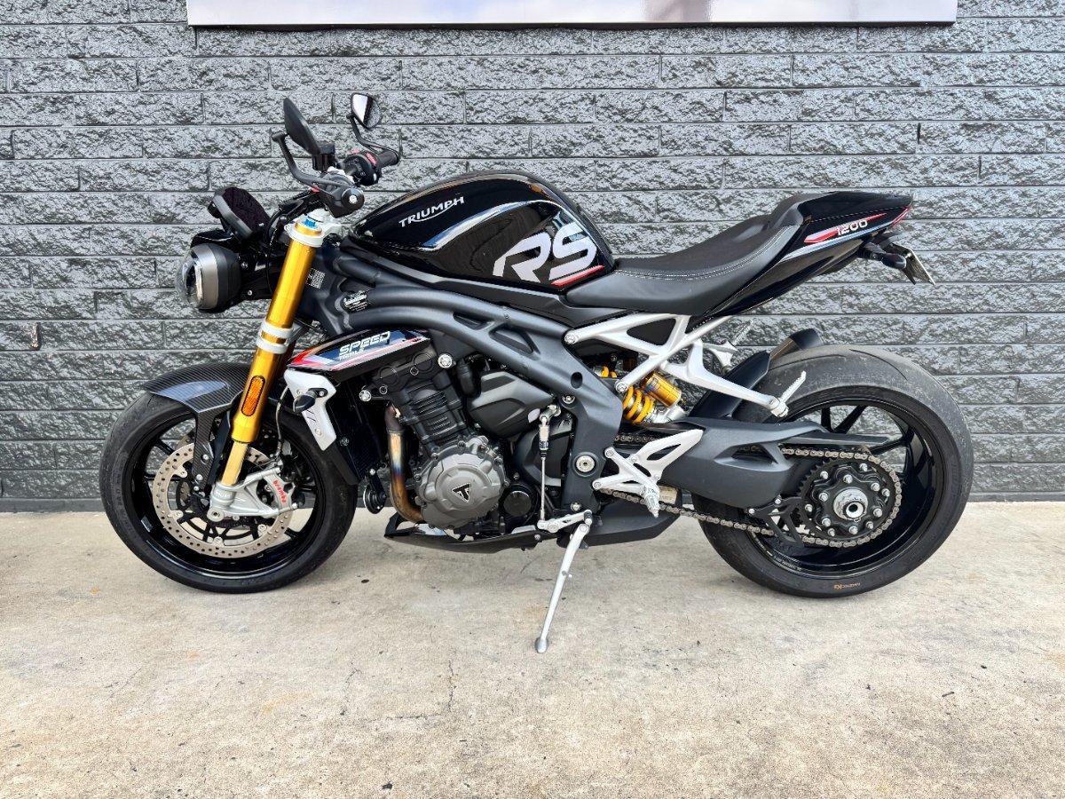 2021 TRIUMPH STREET TRIPLE RS ROAD