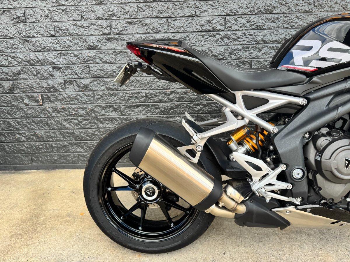 2021 TRIUMPH STREET TRIPLE RS ROAD