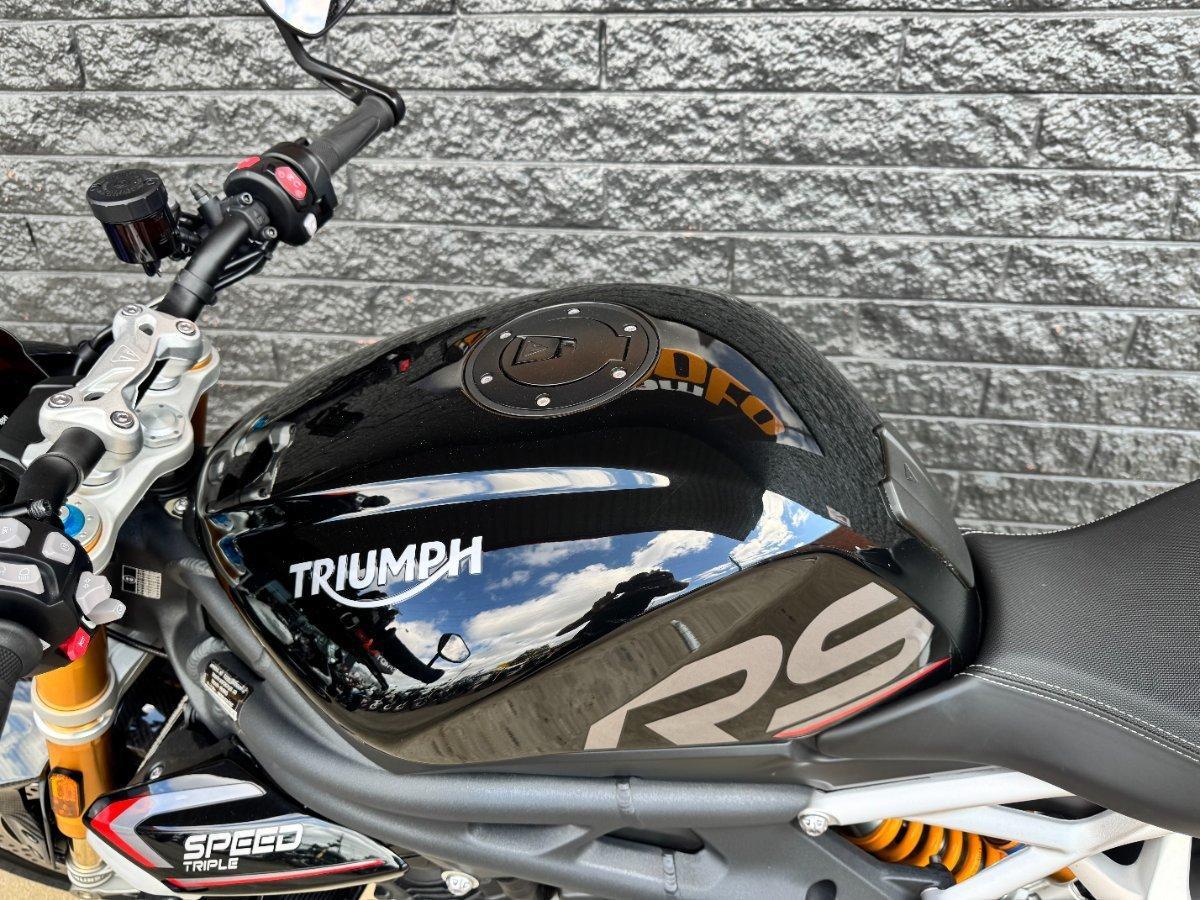 2021 TRIUMPH STREET TRIPLE RS ROAD